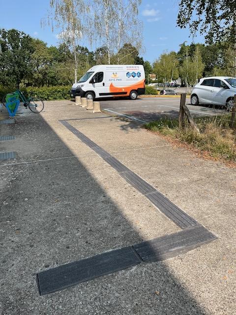 Accessibilité améliorée à l'université de Bouguenais