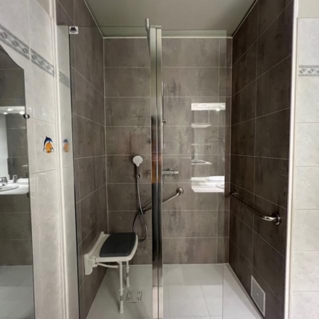 Remplacement d'une cabine de douche par une douche à l'italienne sur Rezé